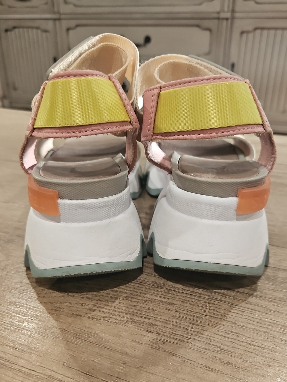 Sorel Womens Kinetic Wedge Platform Sandals - Chalk, Eraser Pink size 7.5 - Picture 4 of 8
